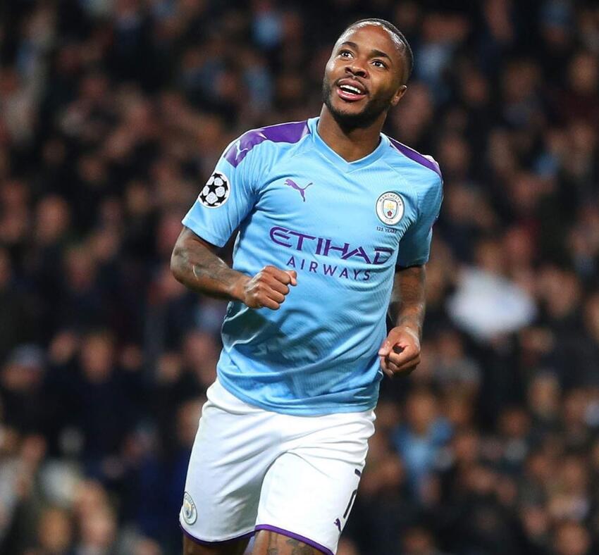 里程碑夜布莱顿扳平良机，荷甲转会期刷纪录，质疑声仍在，年轻球员得到机会的简单介绍